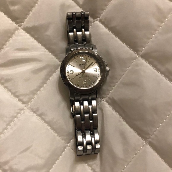 Watch - Picture 1 of 2